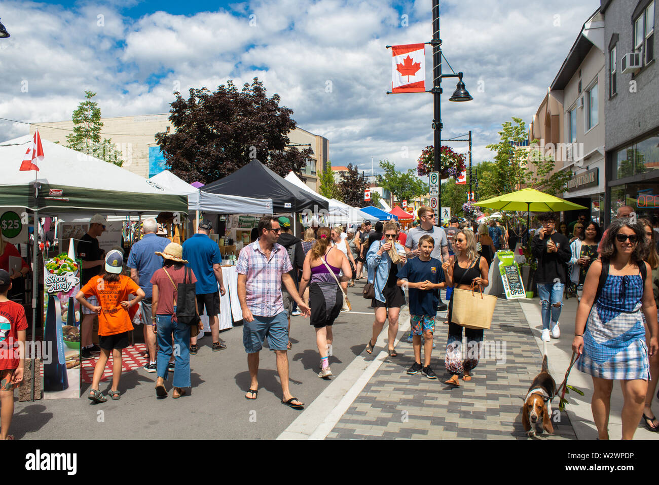 Farmers Market on Canada day weekend Stock Photo Alamy