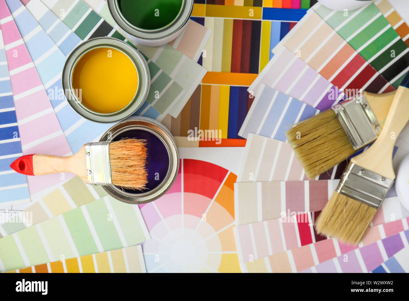 Cans paints palette samples hi-res stock photography and images - Alamy
