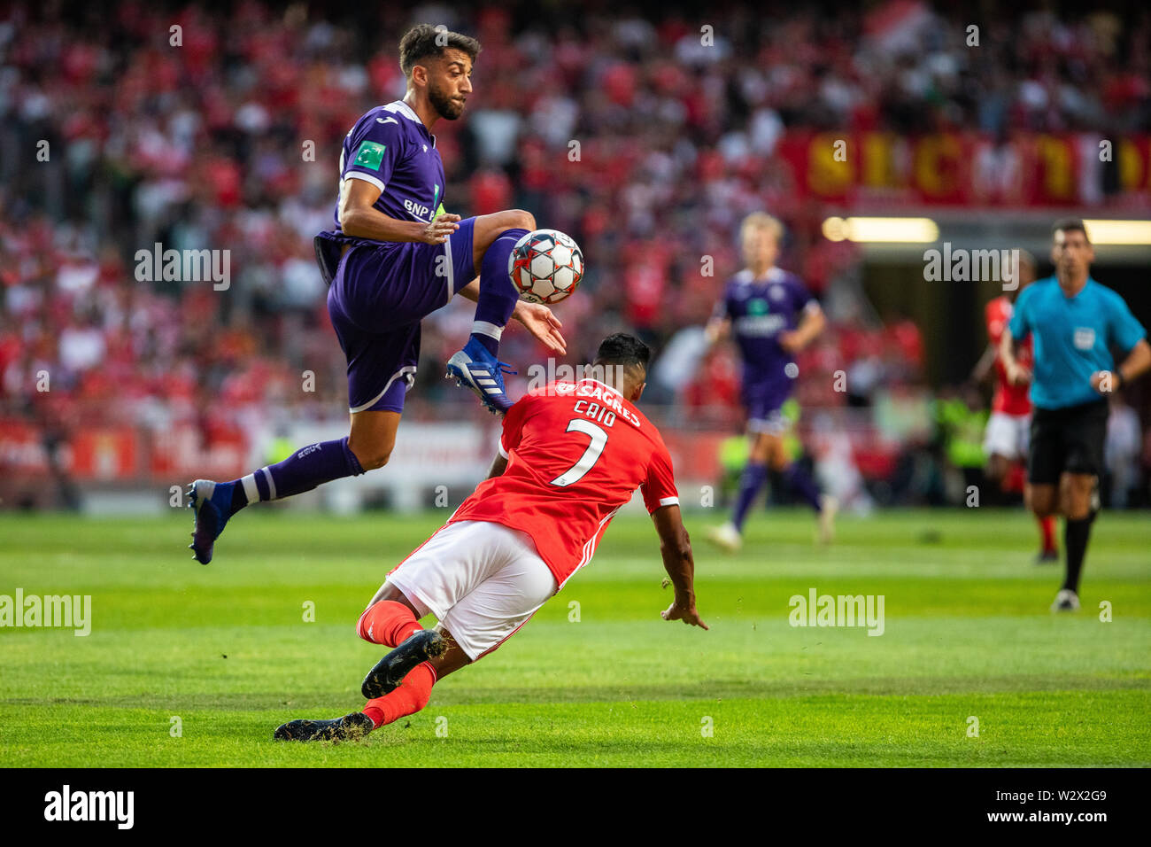 Lisbon, Portugal. 10th July, 2019. Josue Sa of RSC Anderlecht vies for the ball with Caio Lucas of SL Benfica during the Pre-Season football match 2019/2020 between SL Benfica vs Royal Sporting Club Anderlecht.(Final score: SL Benfica 1 - 2 Royal Sporting Club Anderlecht) Credit: SOPA Images Limited/Alamy Live News Stock Photo