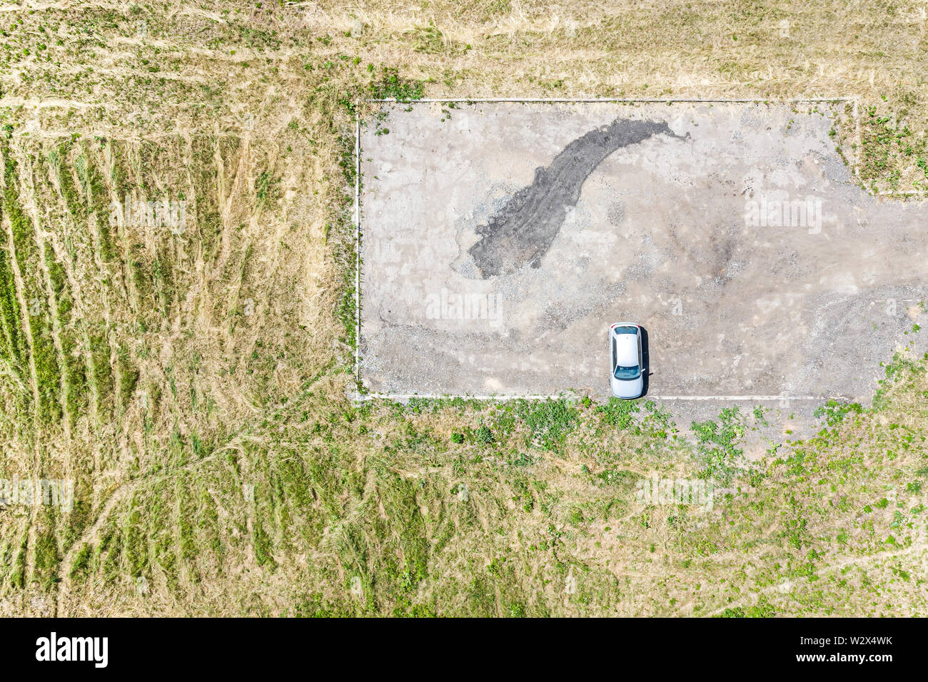 Birds eye view parking lot hi-res stock photography and images - Alamy
