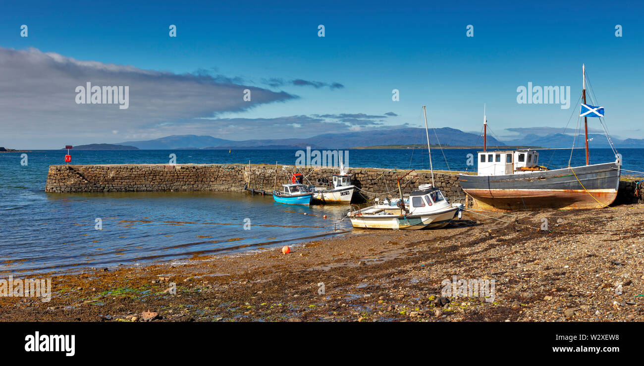 Broadford isle skye scotland hires stock photography and images Alamy