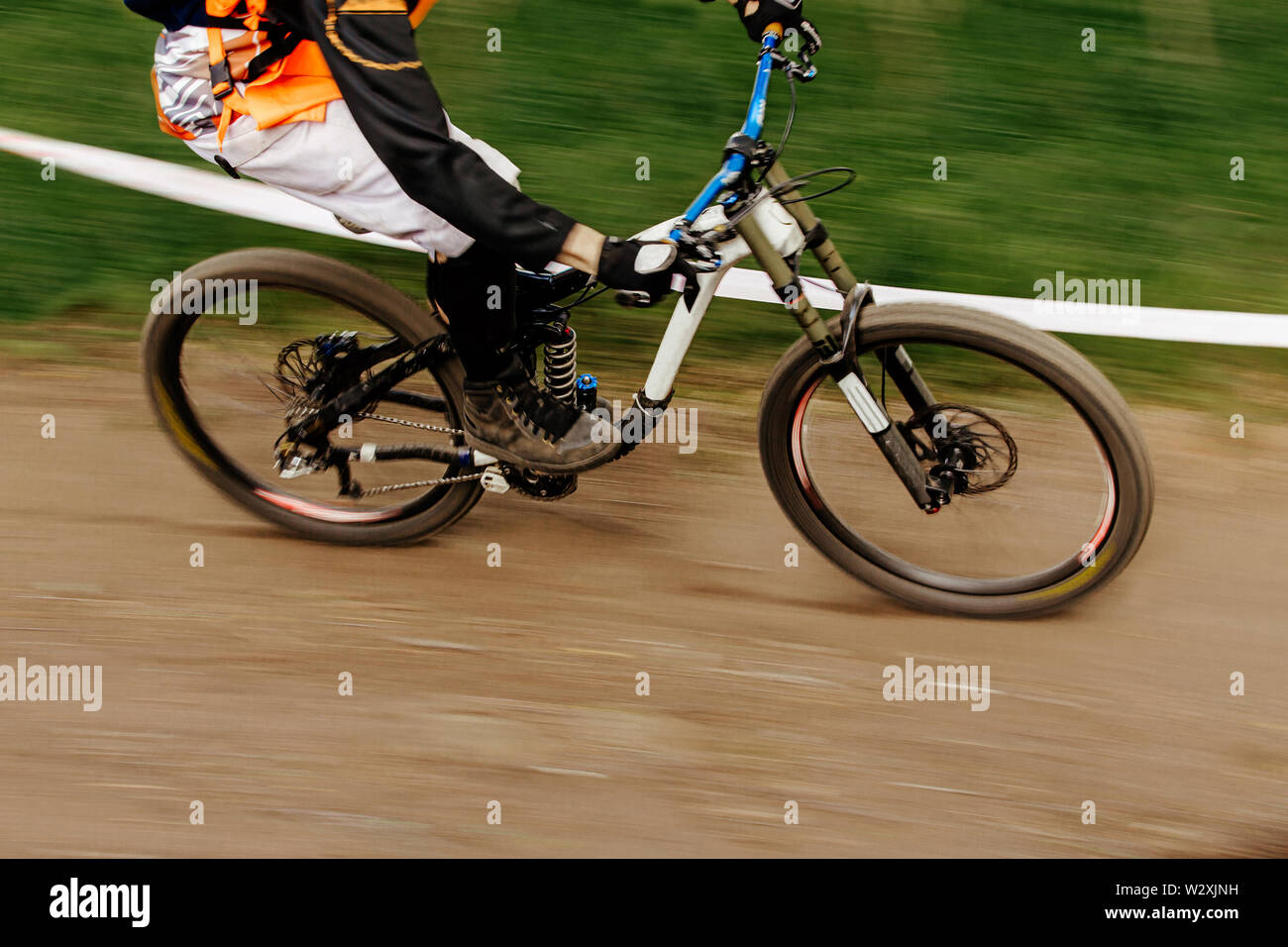 dh riding