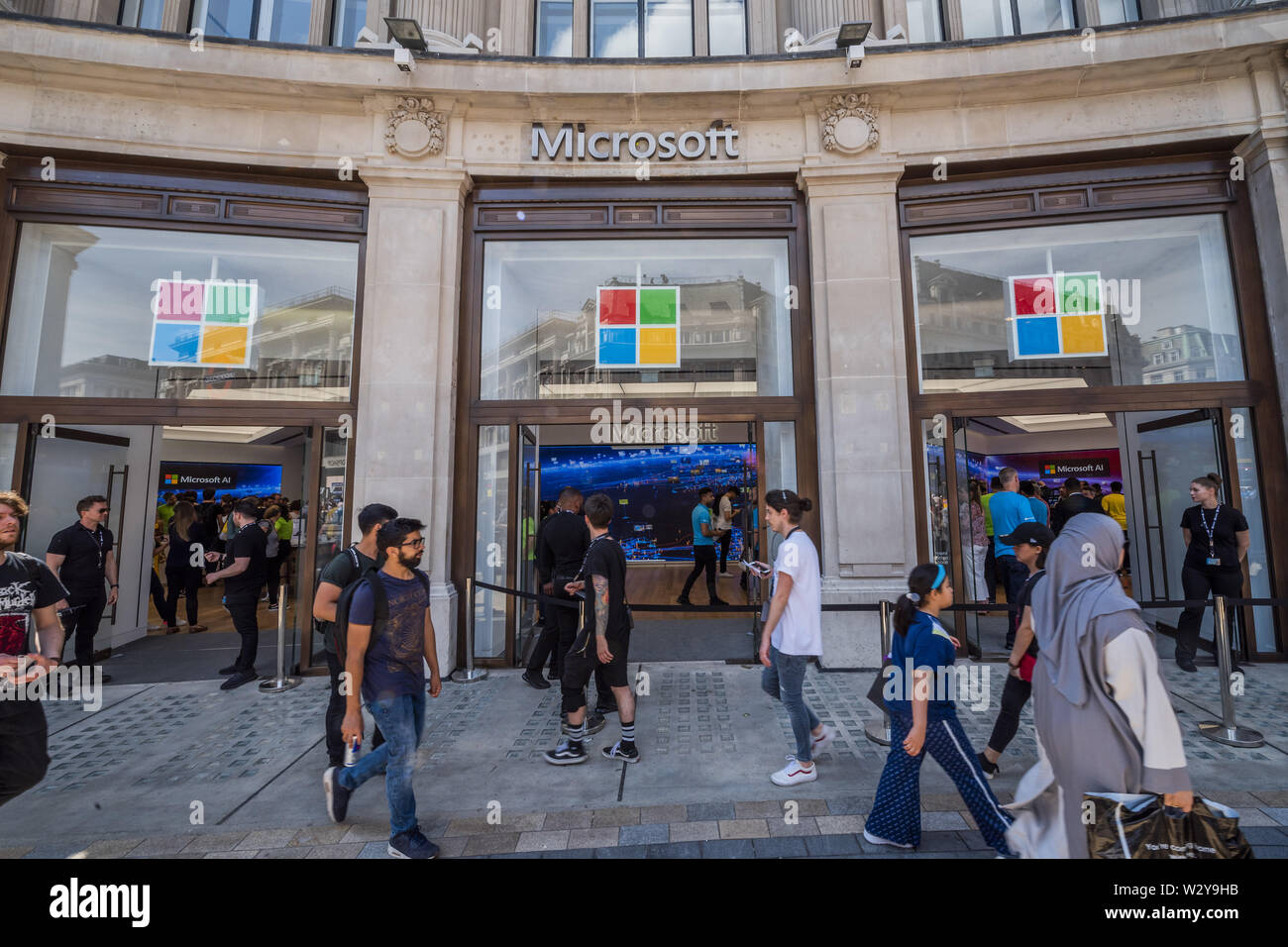 London, UK. 11th July, 2019. The New Microsoft flagship store opens at Oxford Circus, London. Credit: Guy Bell/Alamy Live News Stock Photo