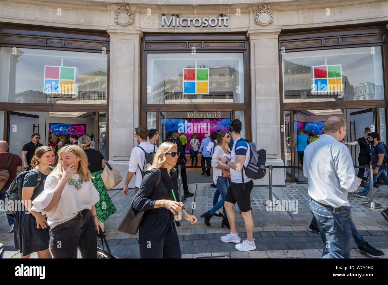 London, UK. 11th July, 2019. The New Microsoft flagship store opens at Oxford Circus, London. Credit: Guy Bell/Alamy Live News Stock Photo
