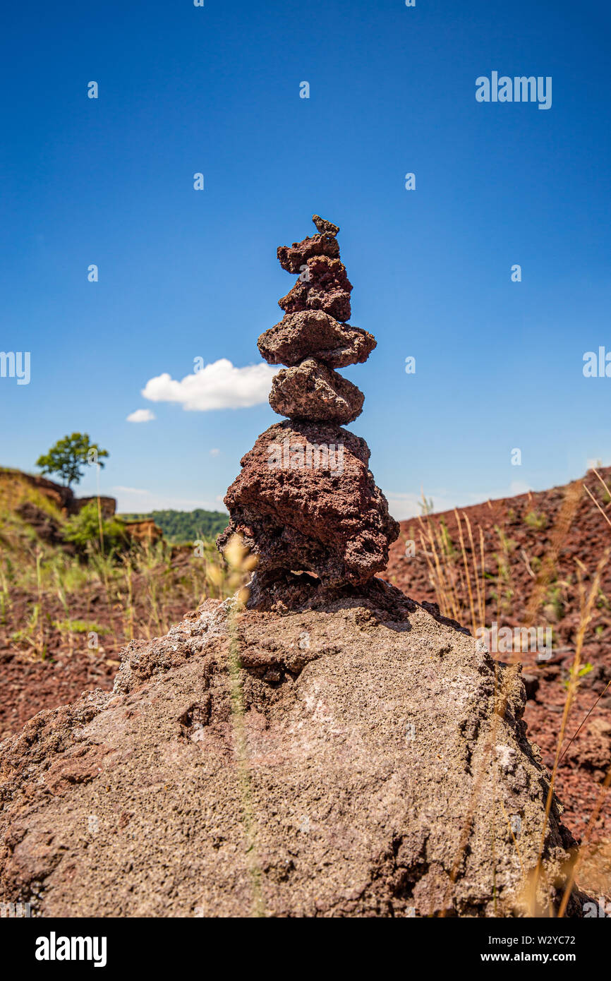 Lava slag hi-res stock photography and images - Alamy