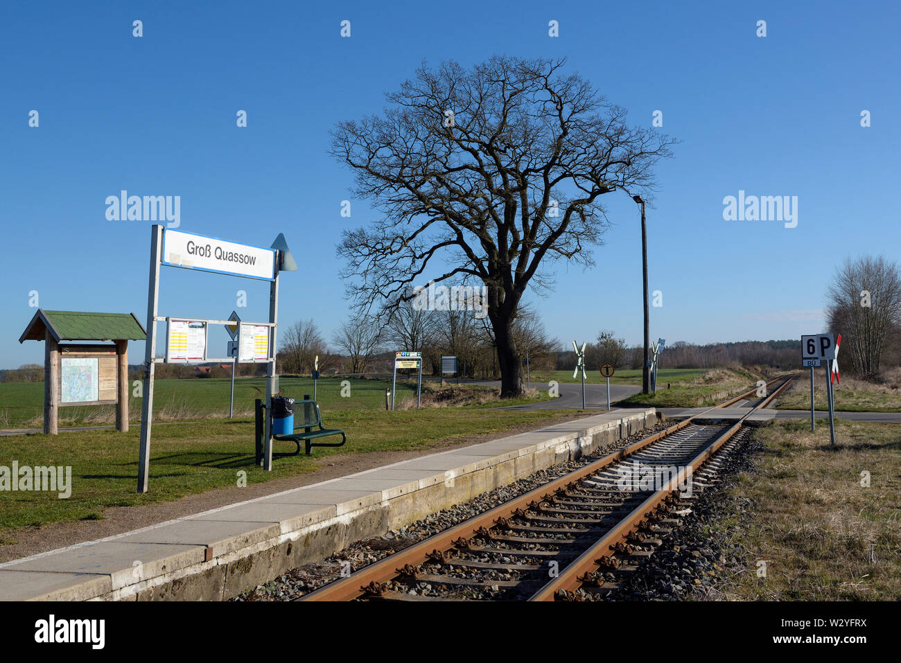 Small railway station, april, Gross Quassow, Mecklenburg-Vorpommern,  Germany Stock Photo - Alamy