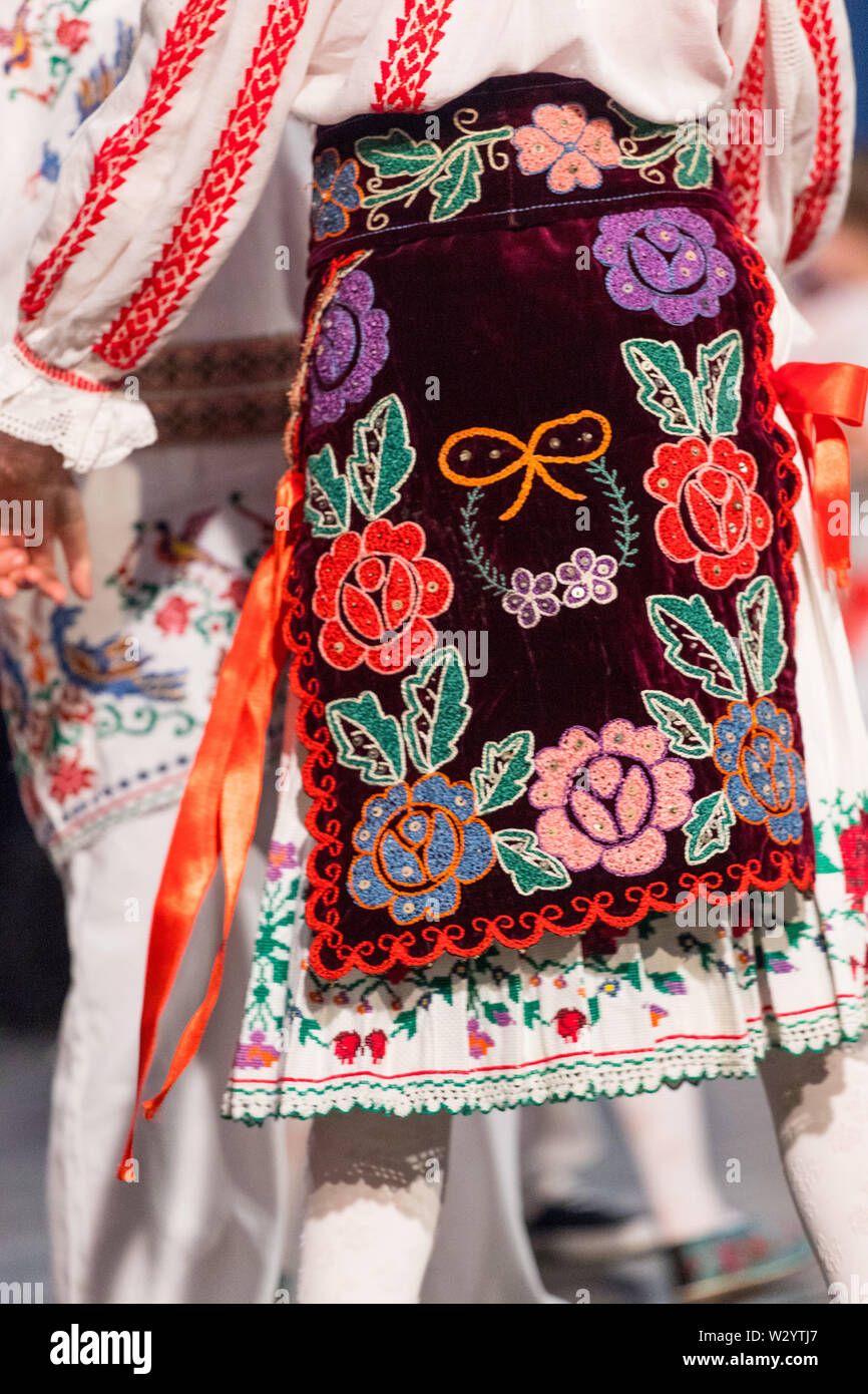 Old traditional romanian folk costume hi-res stock photography and ...