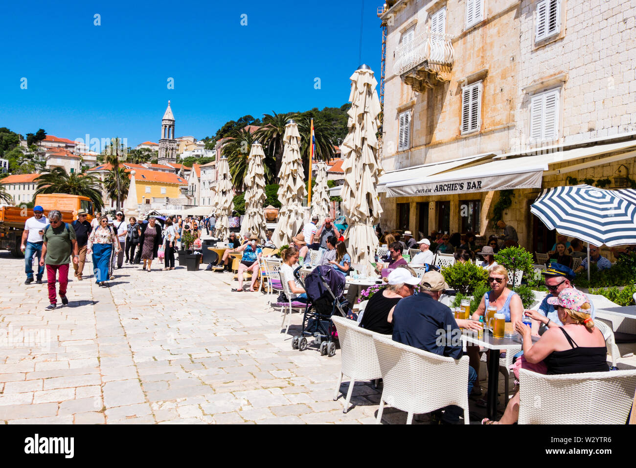 Cafe restaurant terrace, Trg svetog Stjepana, Hvar town, Hvar island, Dalmatia, Croatia Stock Photo