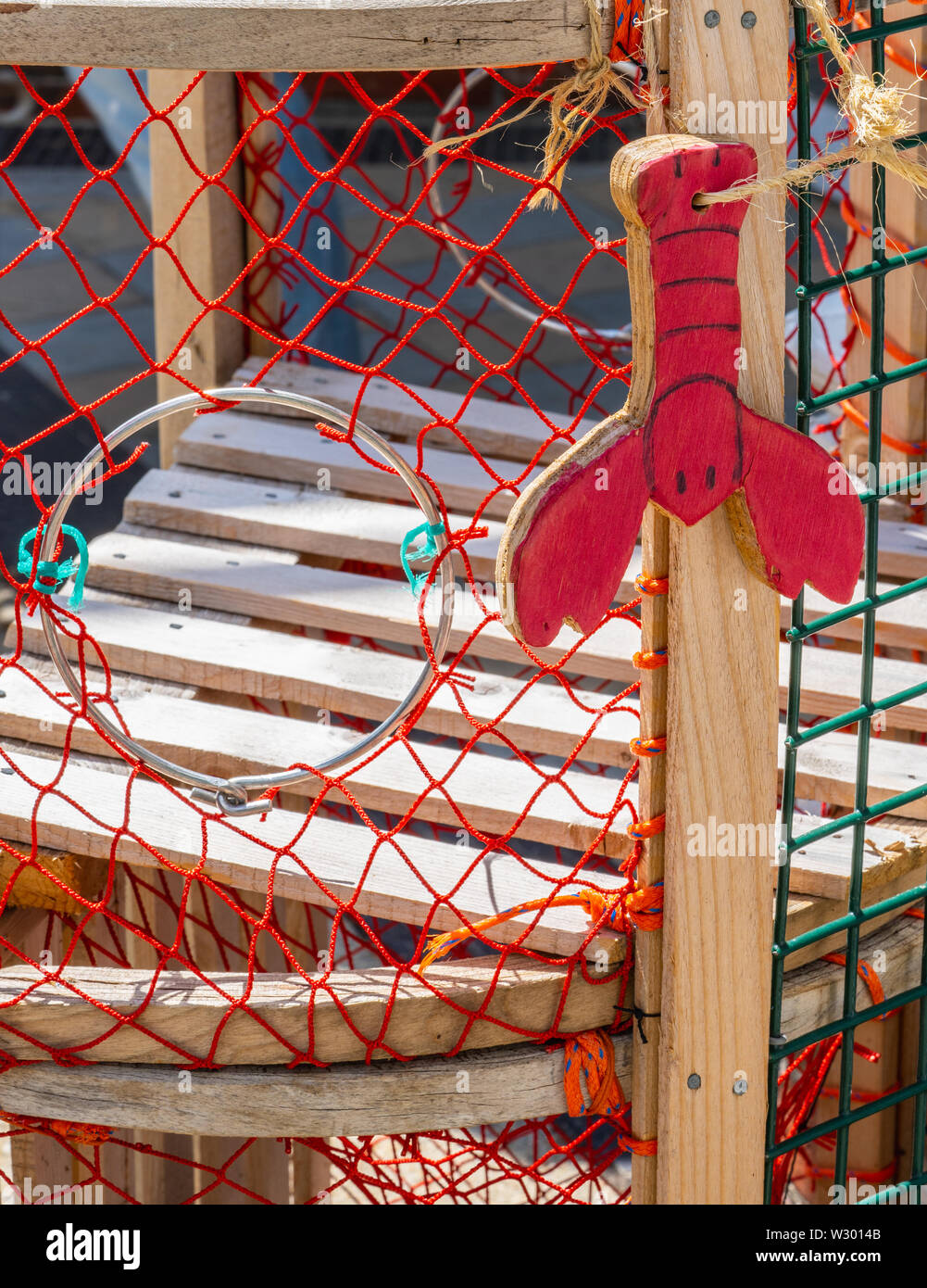 Decorative lobster trap hi-res stock photography and images - Alamy