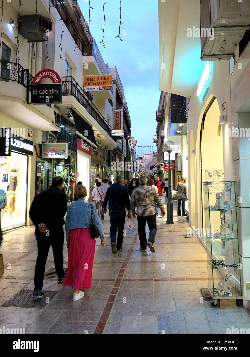 People walking along Daidalou street, doing their shopping, Heraklion,  Crete, Greece Stock Photo - Alamy