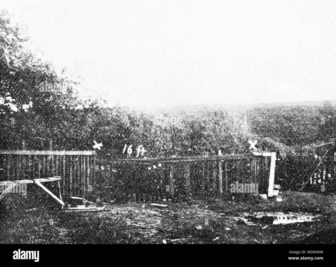 PSM V69 D298 Point arena fence damaged by the land shift Stock Photo