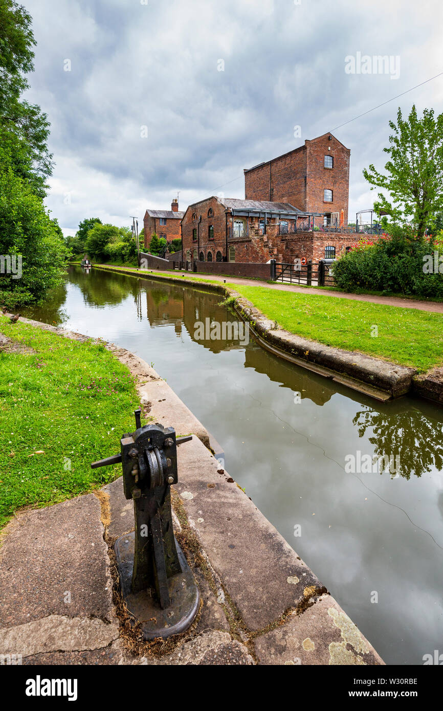 The Tardebigge Engine House by lock 57 on the Tardebigge Flight