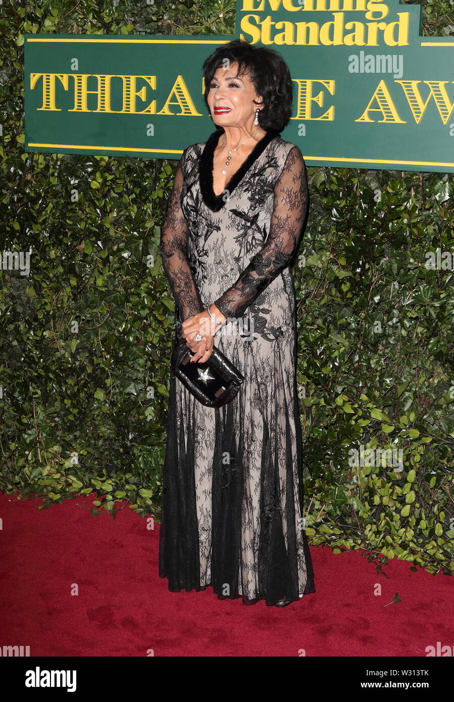 London, UK. Dame Shirley Bassey at London Evening Standard Theatre Awards at the Theatre Royal Drury Lane, Catherine Street, London on Sunday 3rd December 2017. Ref: LMK73-J1239-041217 Keith Mayhew/Landmark Media WWW.LMKMEDIA.COM Stock Photo