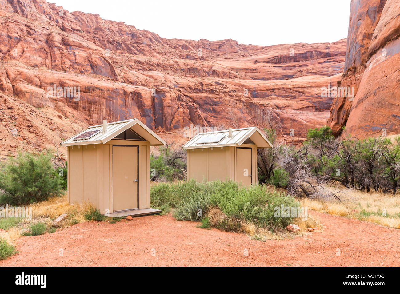 Campsite restroom hi-res stock photography and images - Alamy