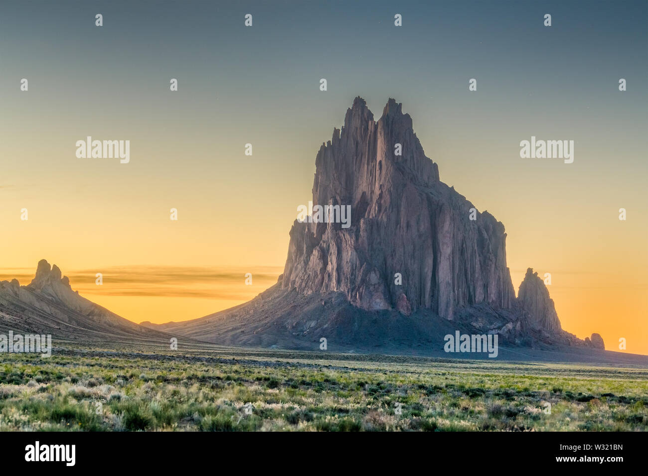 Shiprock New Mexico Hi res Stock Photography And Images Alamy
