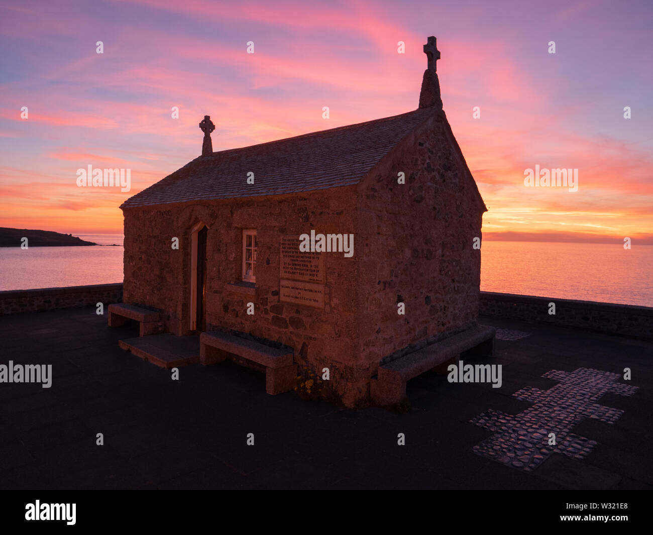 St Nicholas Chapel at Sunset (1 Stock Photo Alamy