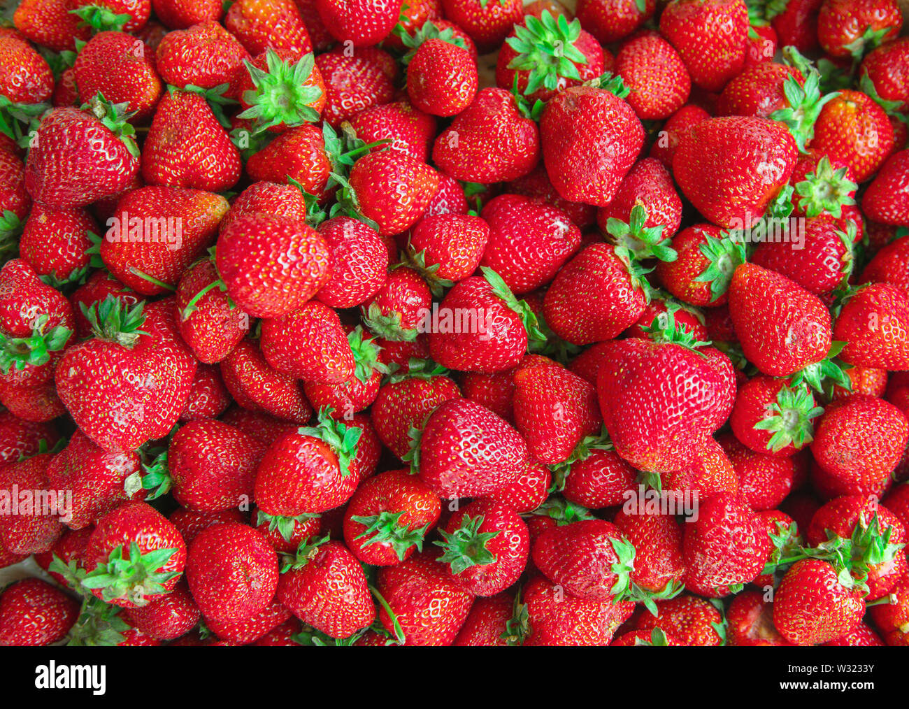Fresh strawberry background Stock Photo - Alamy