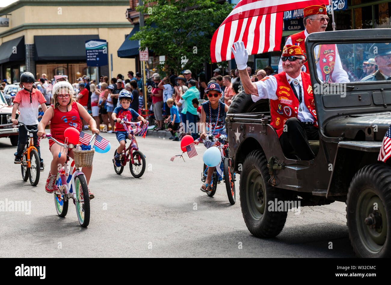 July fourth celebration kids hires stock photography and images Alamy