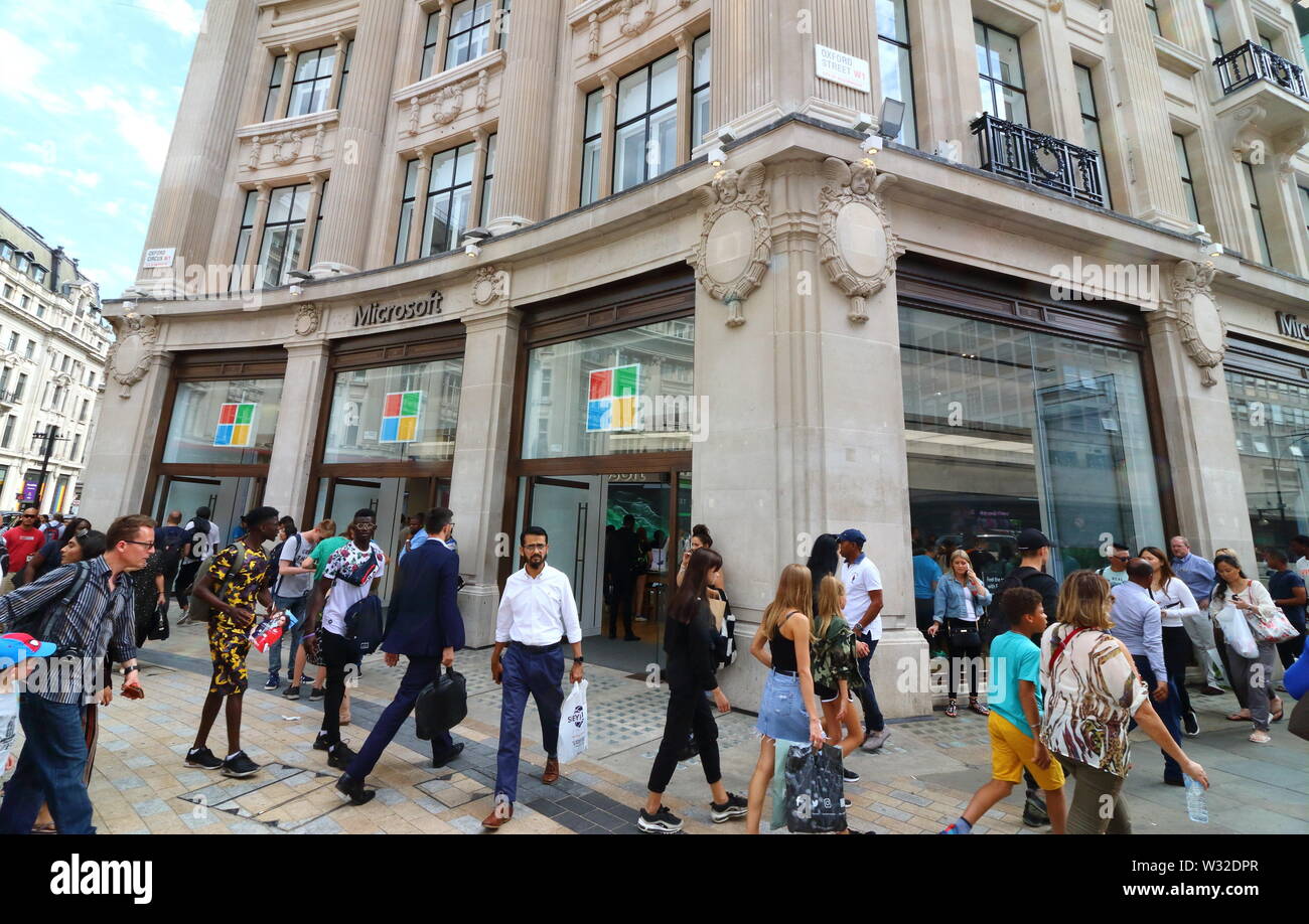 London, UK. 11th July, 2019. Shoppers walk by the New Microsoft flagship retail store, open at London's Oxford Circus. Credit: Keith Mayhew/SOPA Images/ZUMA Wire/Alamy Live News Stock Photo
