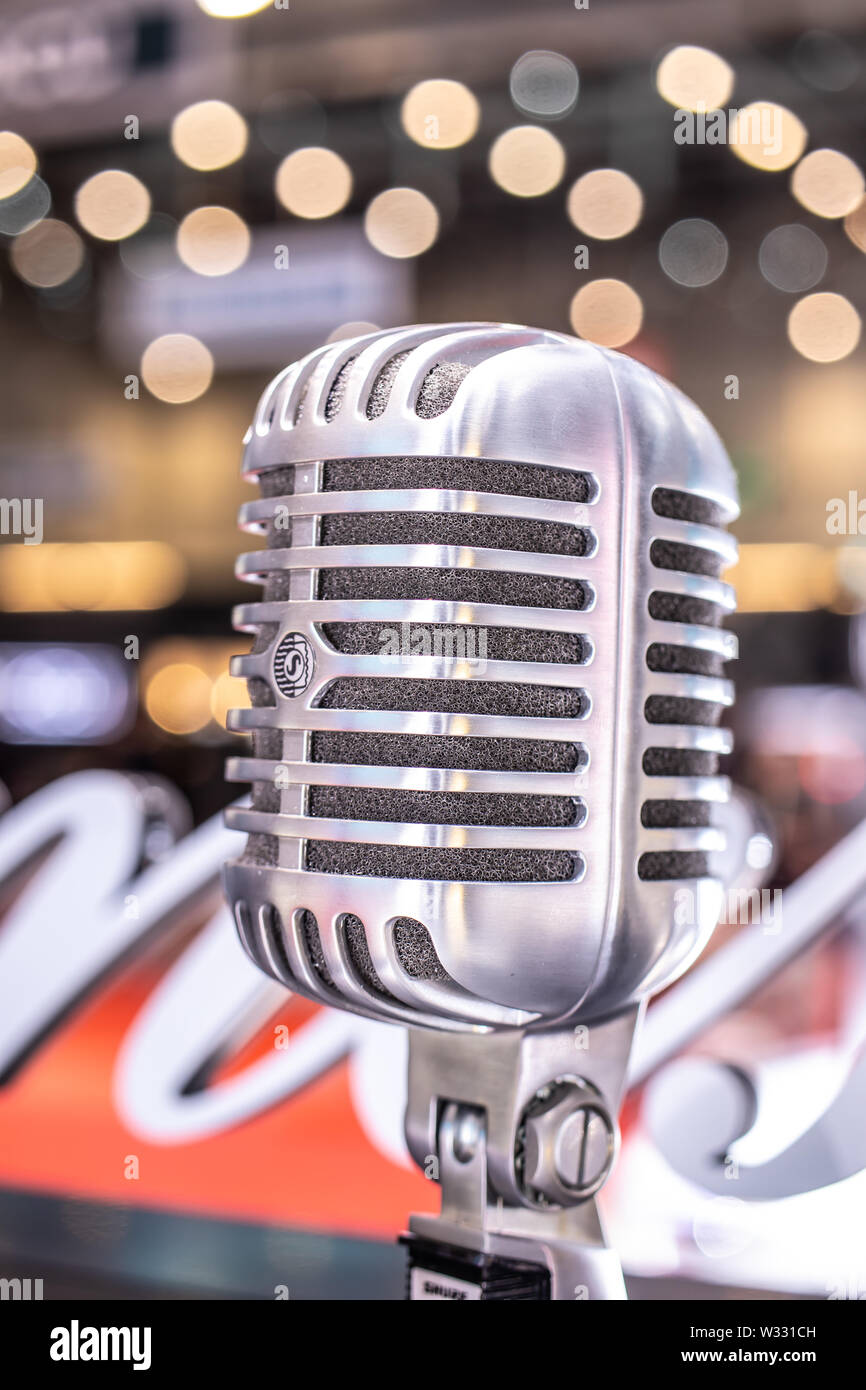 Geneva, Switzerland, March 2019 Shure silver old fashioned stage microphone  (Elvis microphone). Retro style mic ready to rock Stock Photo - Alamy