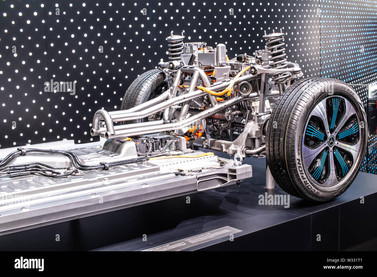 Mercedes 2024 eqc engine