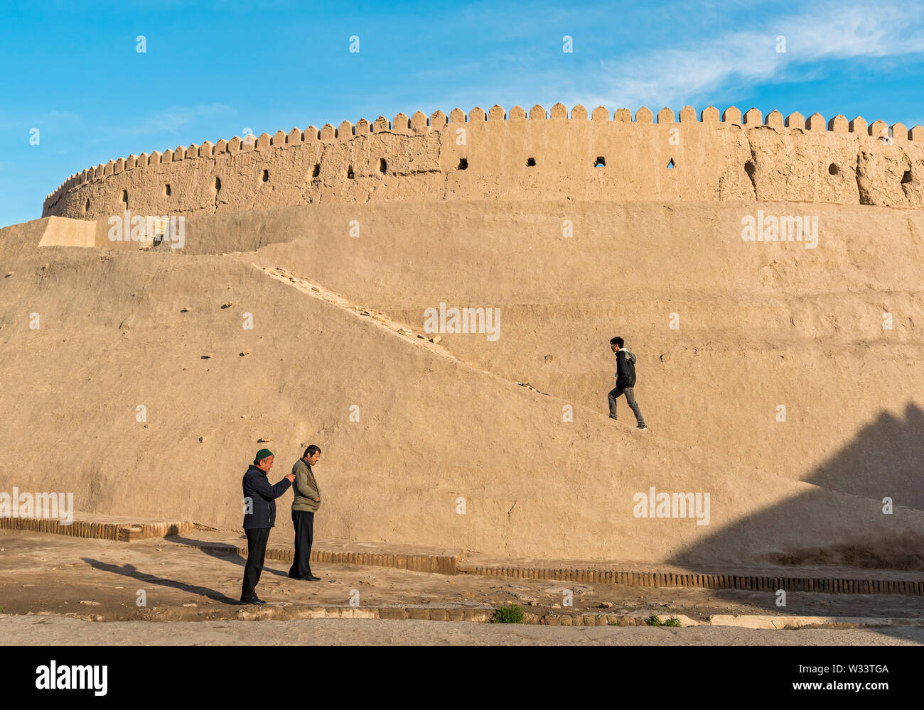 City Walls Of Khiva Uzbekistan Stock Photo Alamy