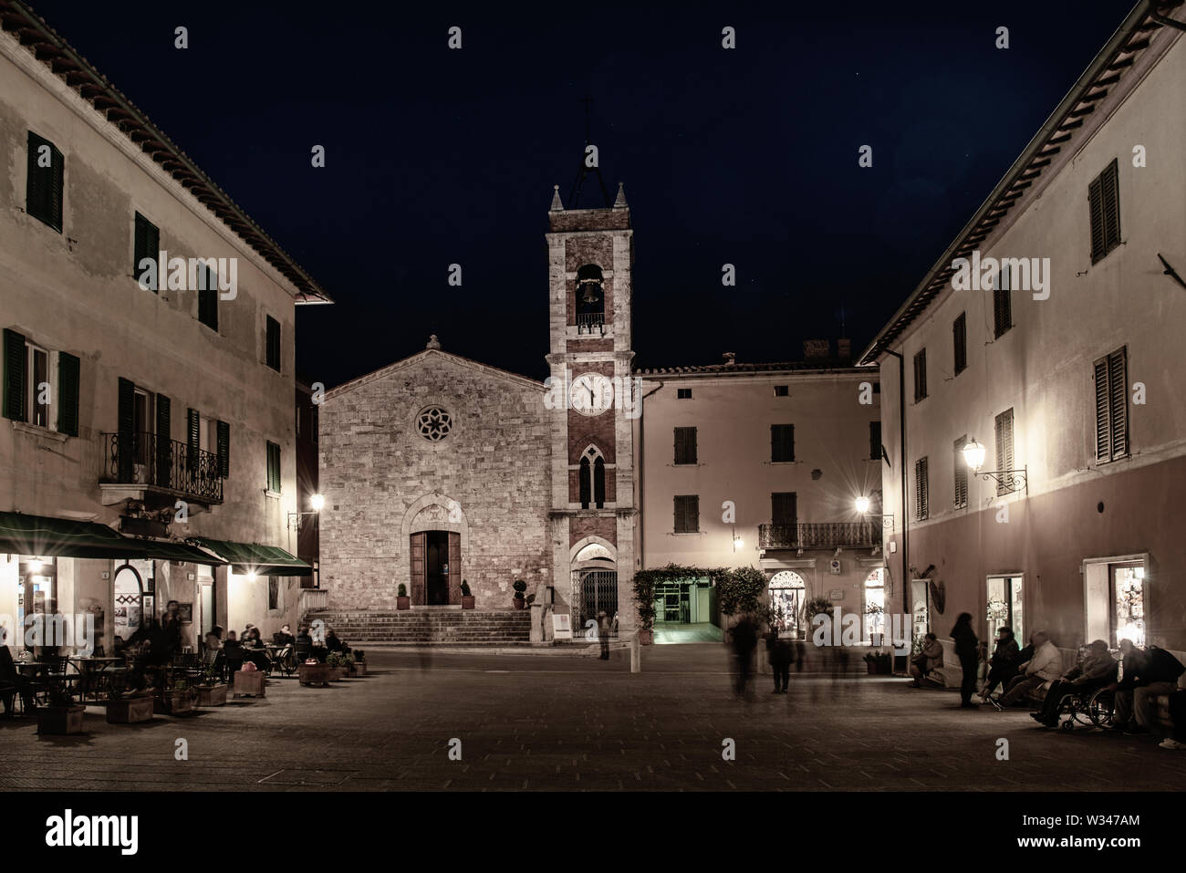 Tuscany town at night Stock Photo Alamy