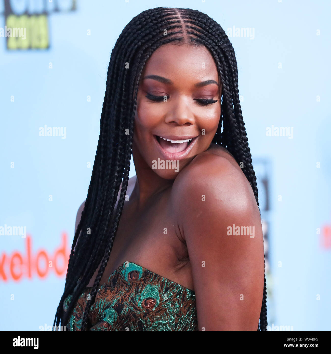Santa Monica United States 11th July 19 Santa Monica Los Angeles California Usa July 11 Actress Gabrielle Union Wearing Antonio Berardi Arrives At The Nickelodeon Kids Choice Sports 19 Held At
