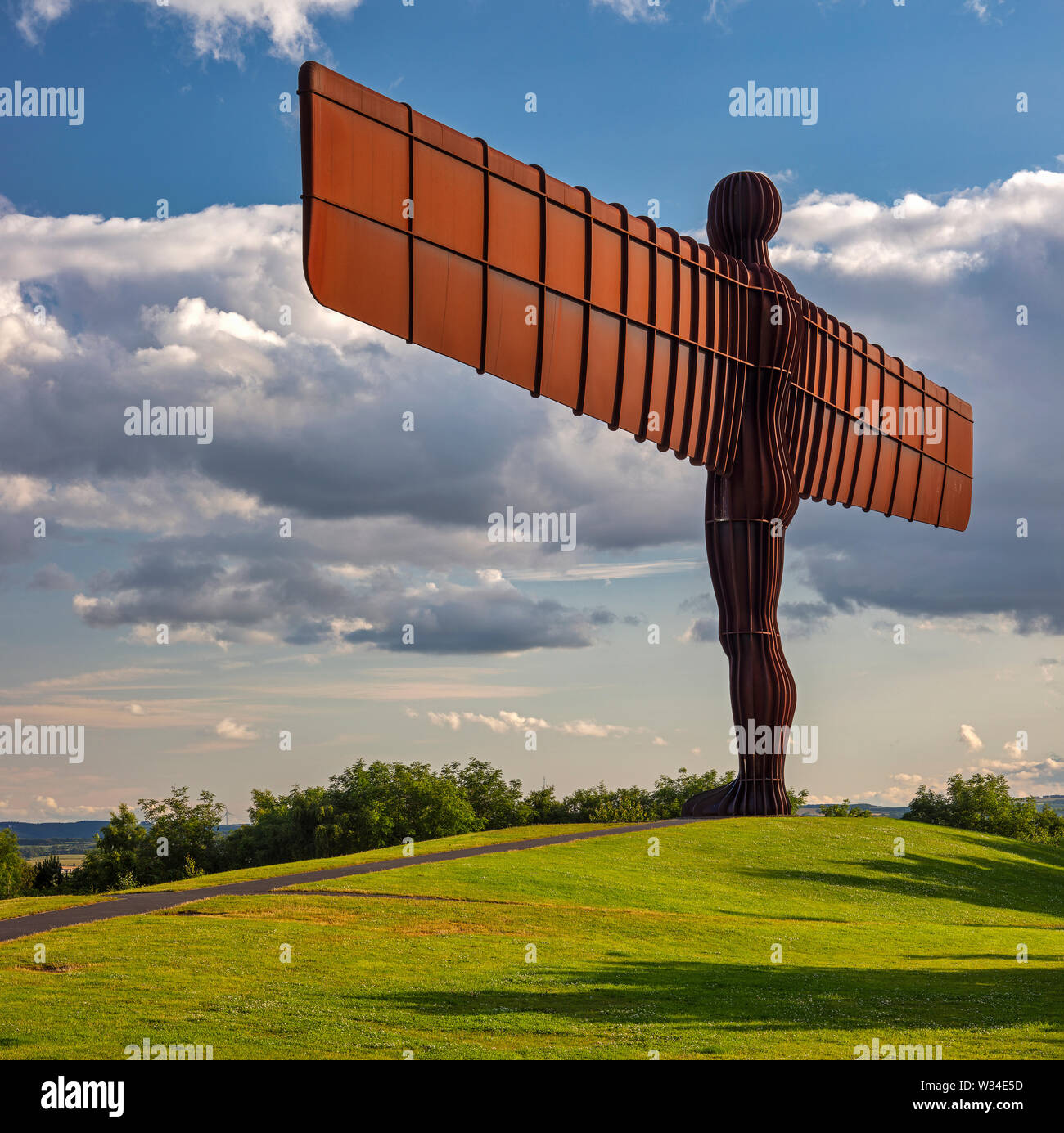 The Angel of the North sculpture at sunset, Gateshead, Tyne and Wear ...