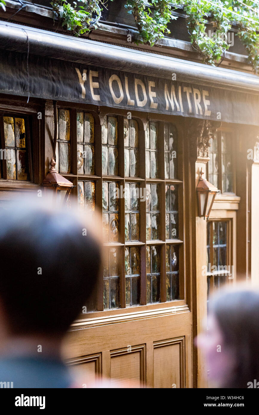 The Oldest Pub in London - Ye Olde Mitre in Holborn exterior and window frontage Stock Photo