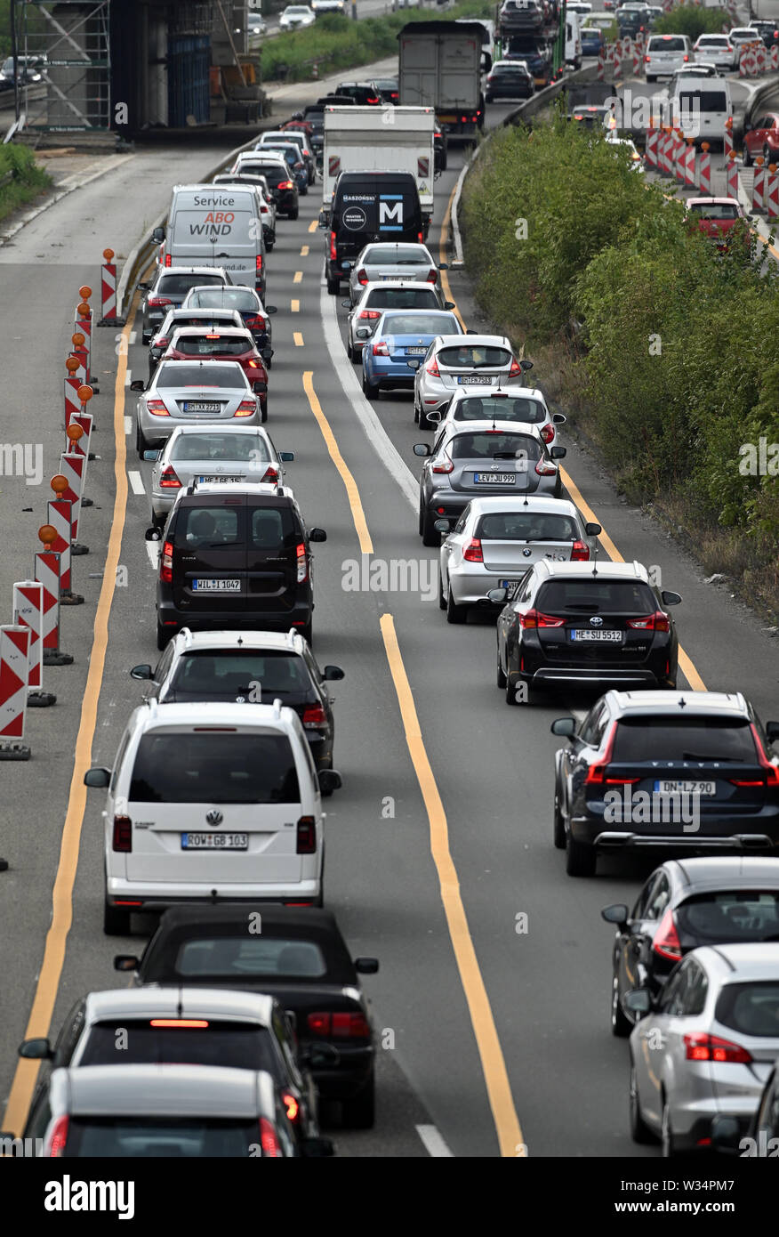 South a1 motorway hi-res stock photography and images - Alamy