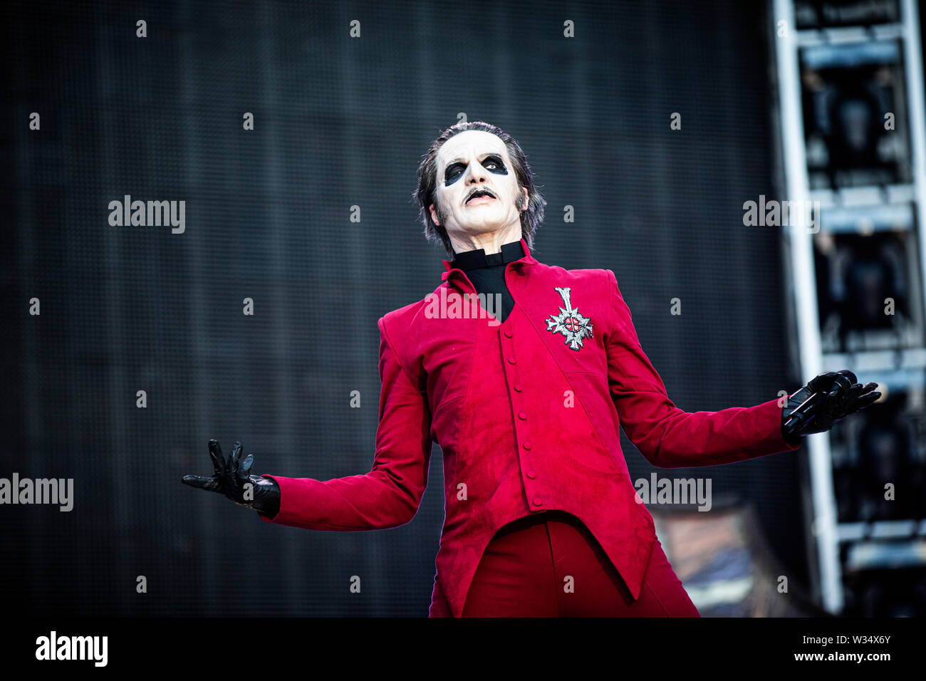 Cardinal copia hi-res stock photography and images - Alamy