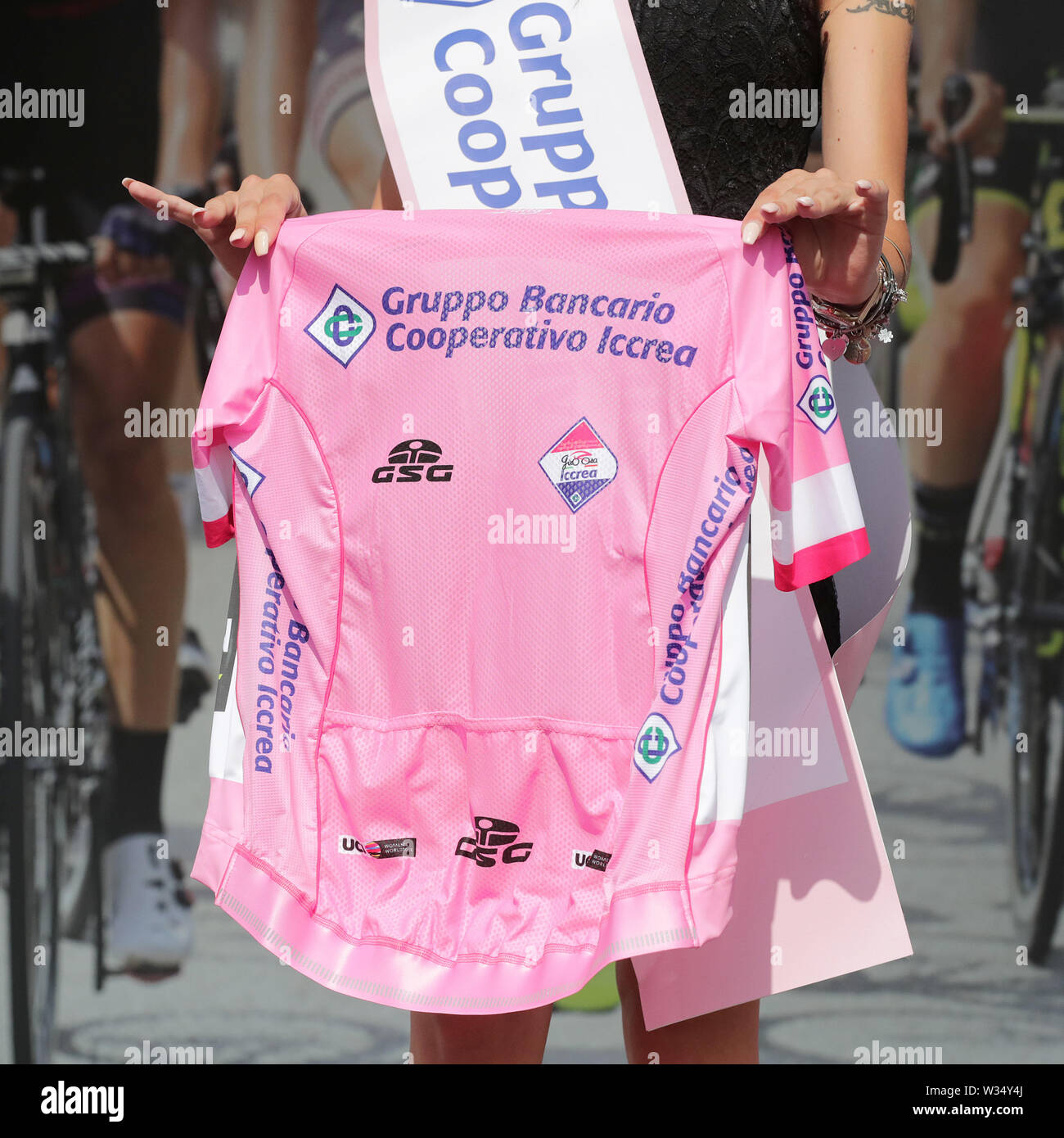 Maniago, Italy. 12th July, 2019. Maniago - 12-07-2019, cycling, Stage 8, etappe 8 Vittorio Veneto-Maniago, giro rosa, pink sweater Credit: Pro Shots/Alamy Live News Stock Photo