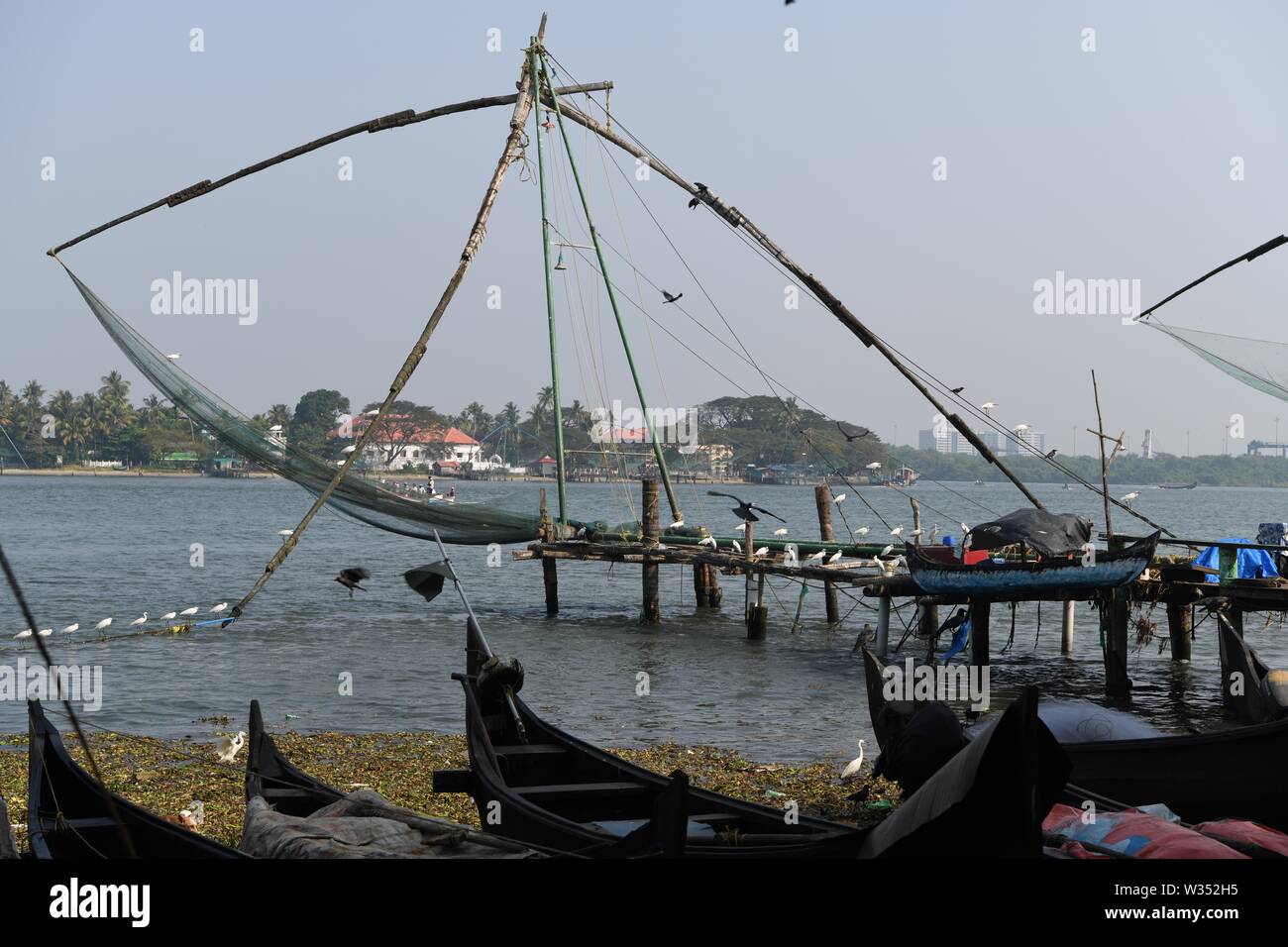 The Chinese fishing nets at Fort Kochi (Cochin), Kerala, India Stock Photo Alamy