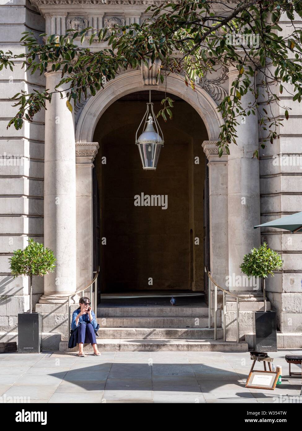 Cheapside hi-res stock photography and images - Alamy