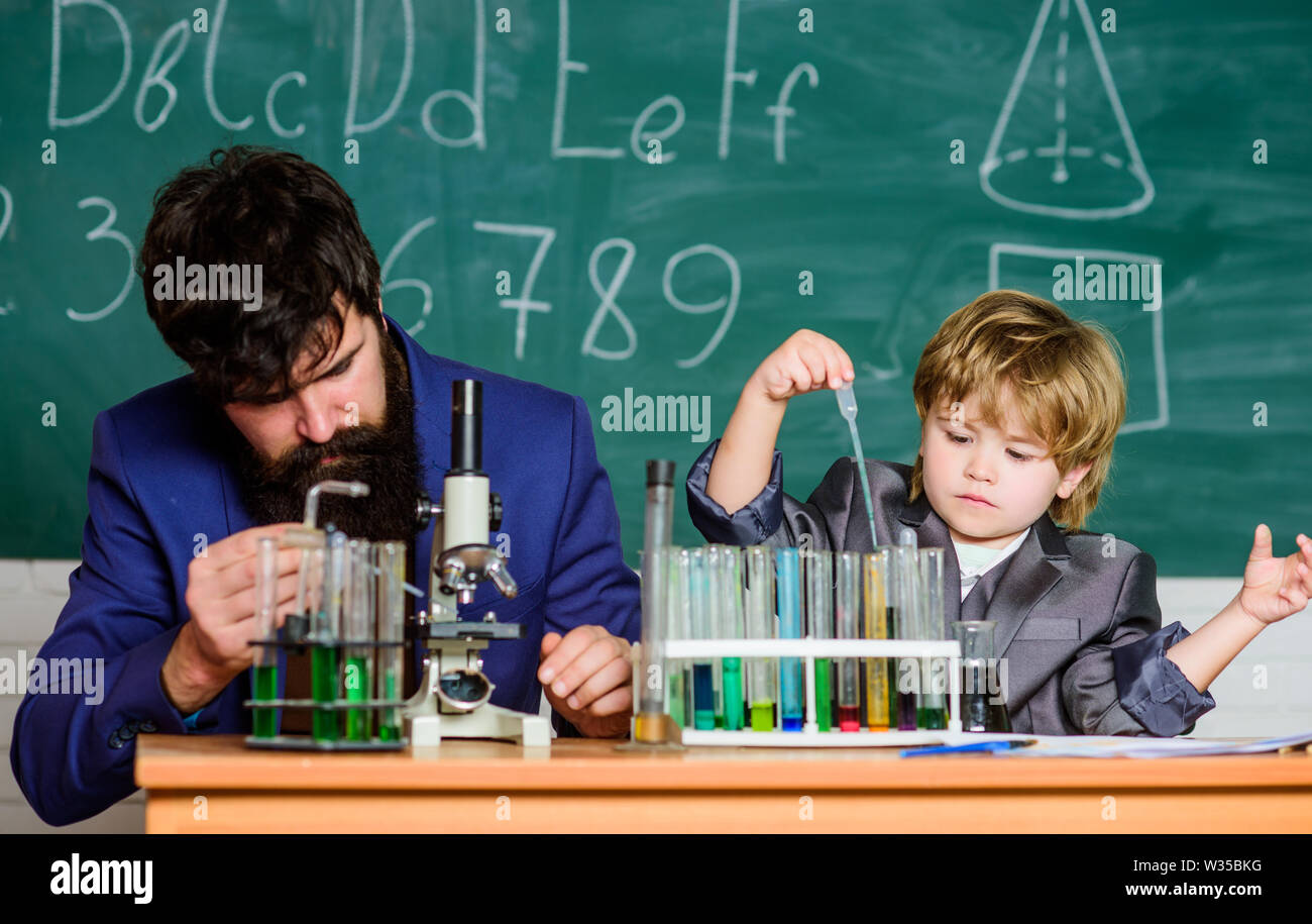 Listening to dad reading. отец и учитель / father & teacher картинка. учителю сына. учителю сына. родители и школьники.