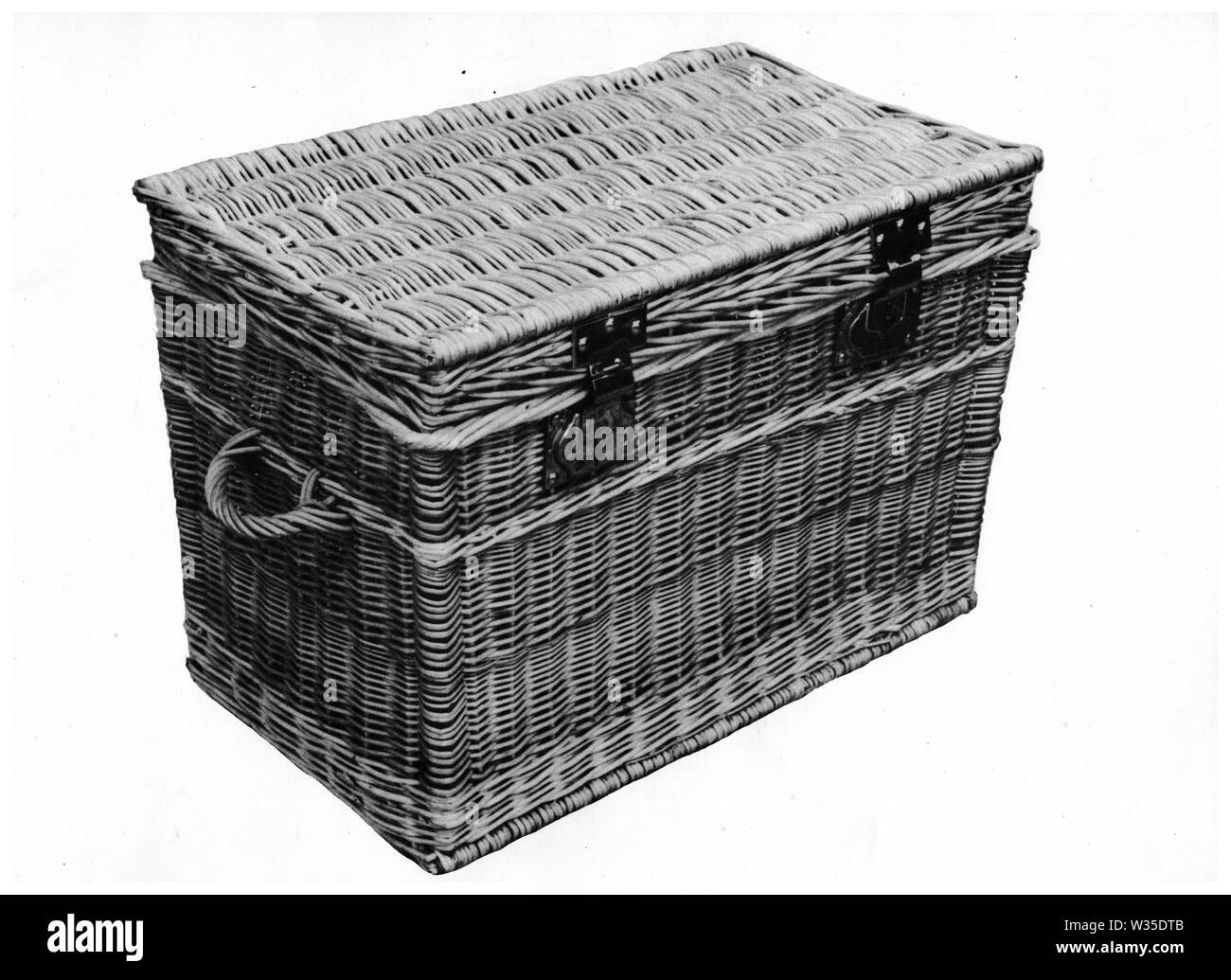 Wicker basket. Picture used by trainers during literacy courses, Lyon, France Stock Photo