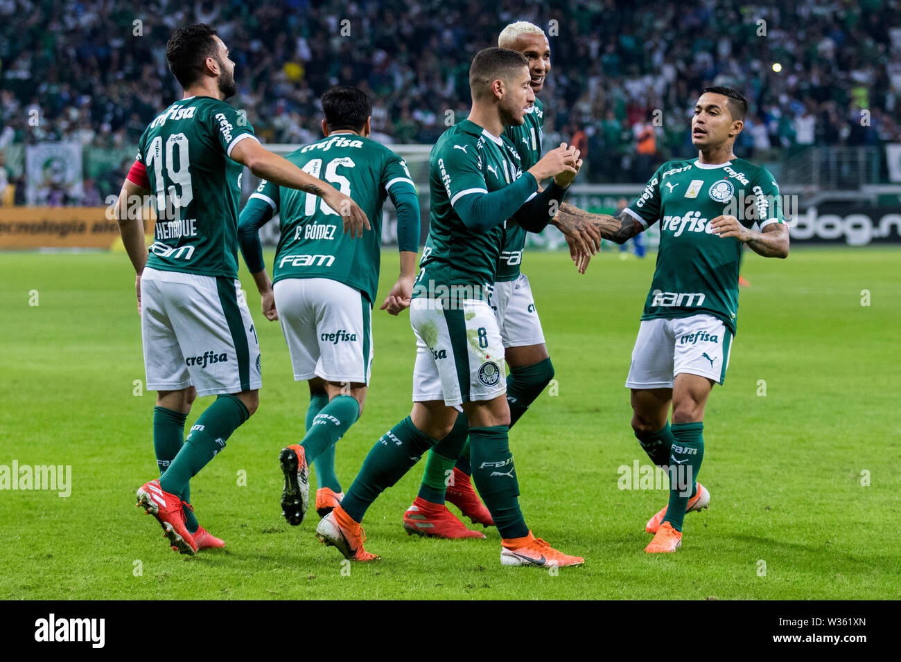 Zé Rafael, a Palmeiras player, celebrates his goal during a match between Palmeiras and Internacional, validated by the quarterfinals of the Continent Stock Photo