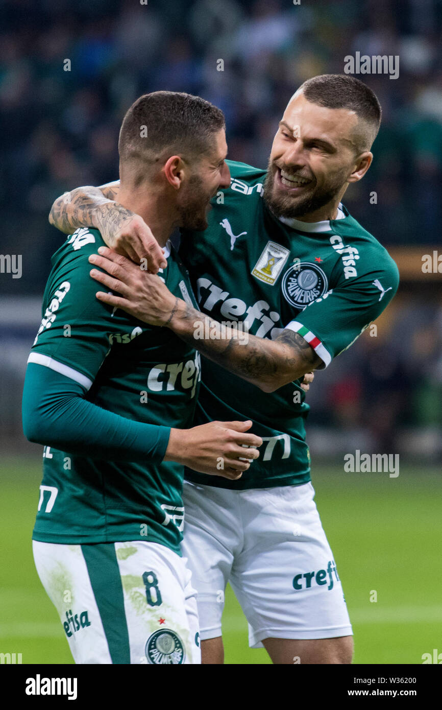 Zé Rafael, a Palmeiras player, celebrates his goal during a match between Palmeiras and Internacional, validated by the quarterfinals of the Continent Stock Photo