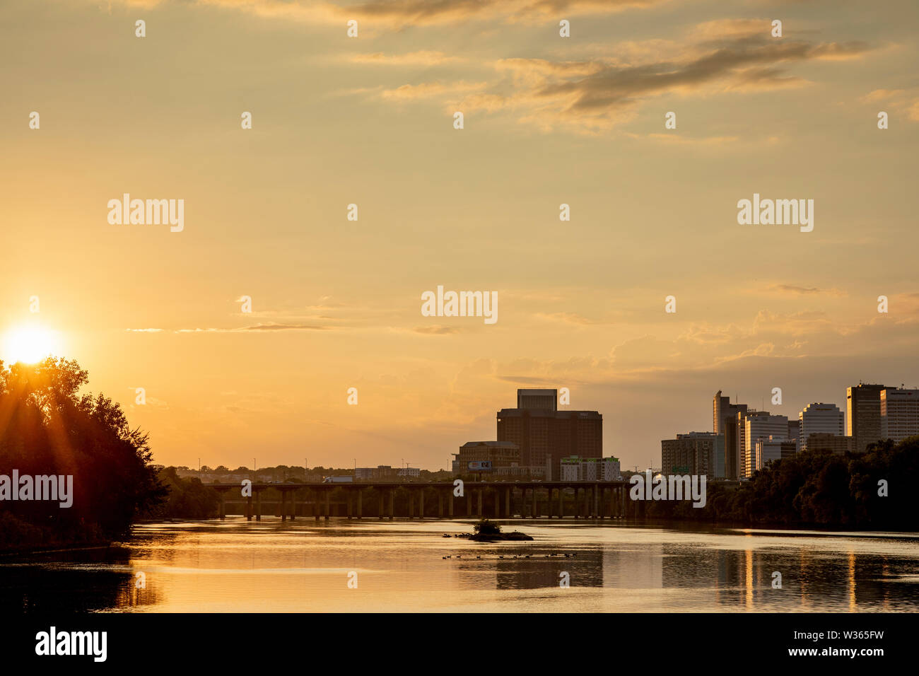 Richmond, Virginia Skyline James River Stock Photo Alamy