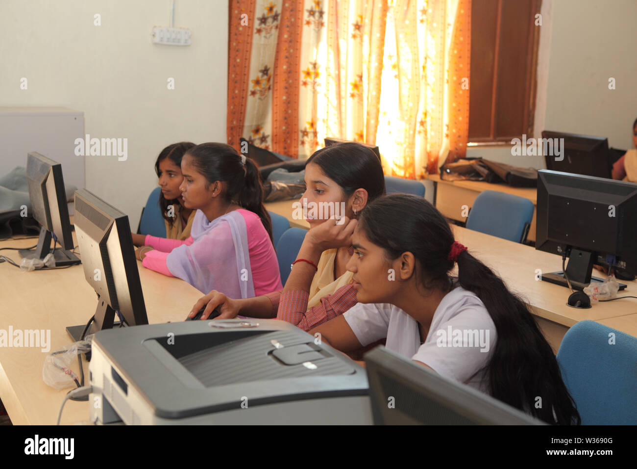 School children using computers in computer lab Stock Photo - Alamy