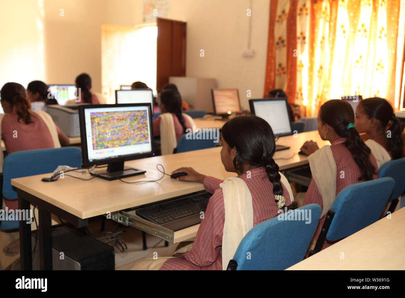 School children using computers in computer lab Stock Photo - Alamy