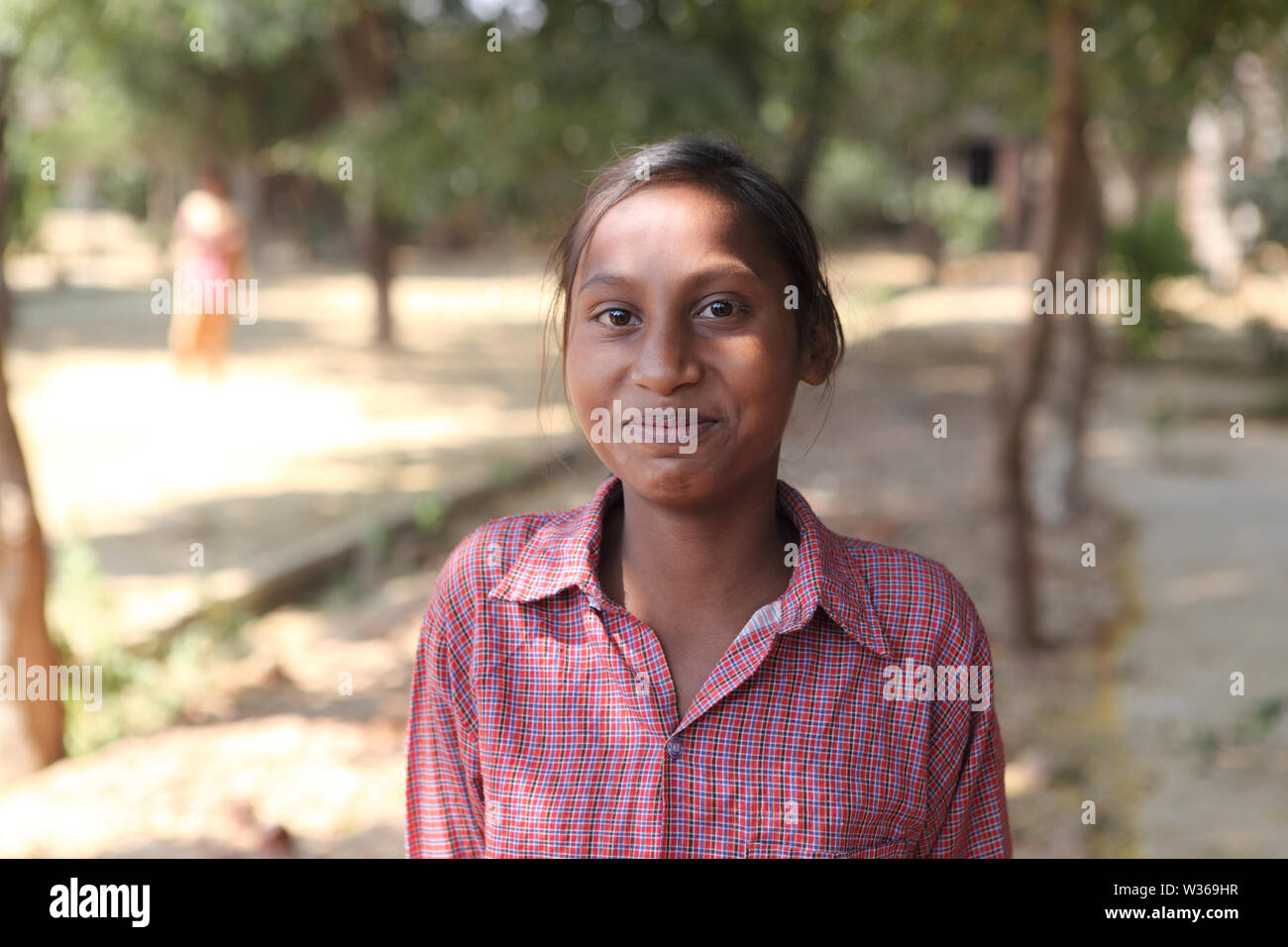 Indian girl portrait 13 years hi-res stock photography and images - Alamy