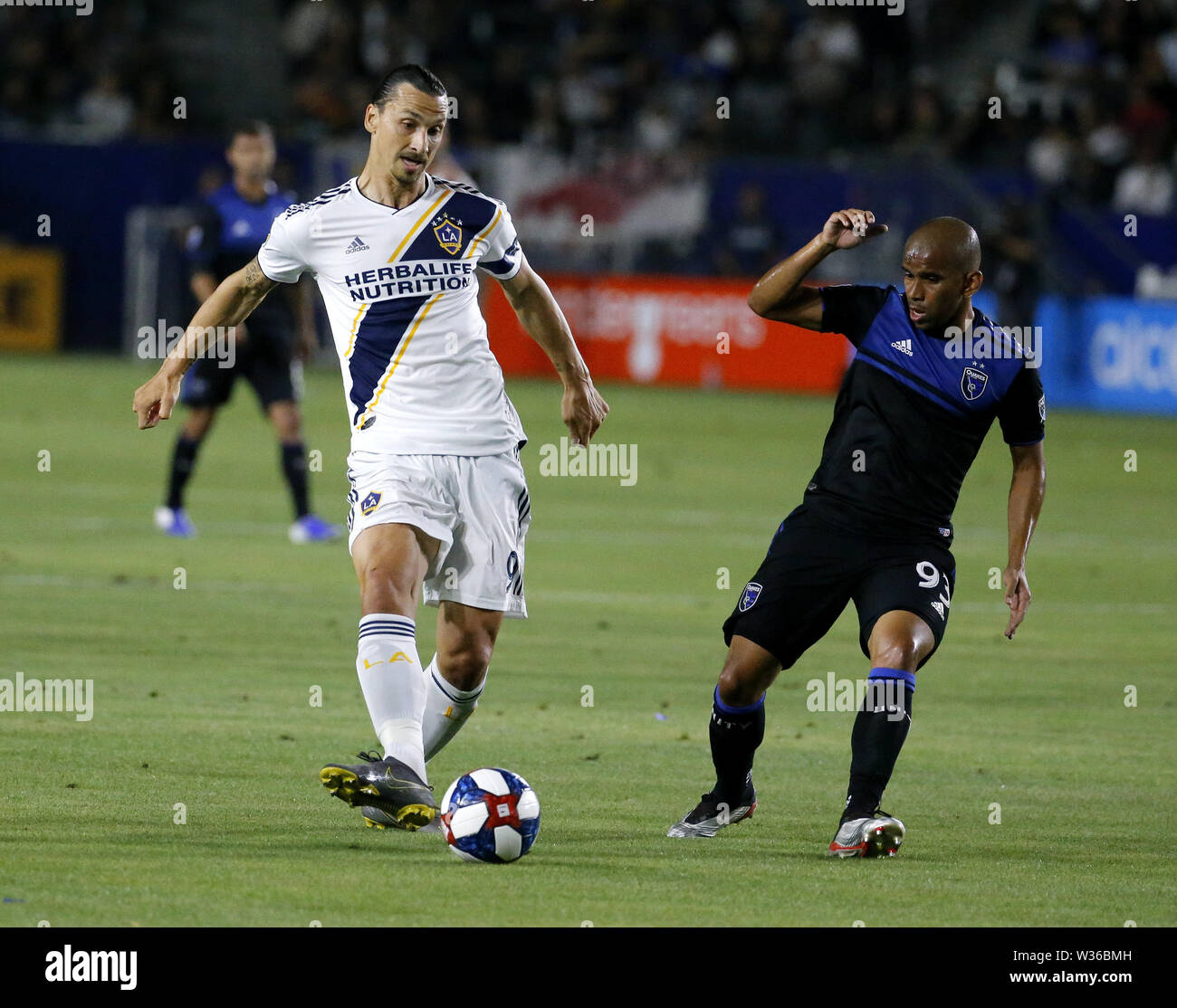 San Jose Earthquakes sign midfielder Judson to new contract