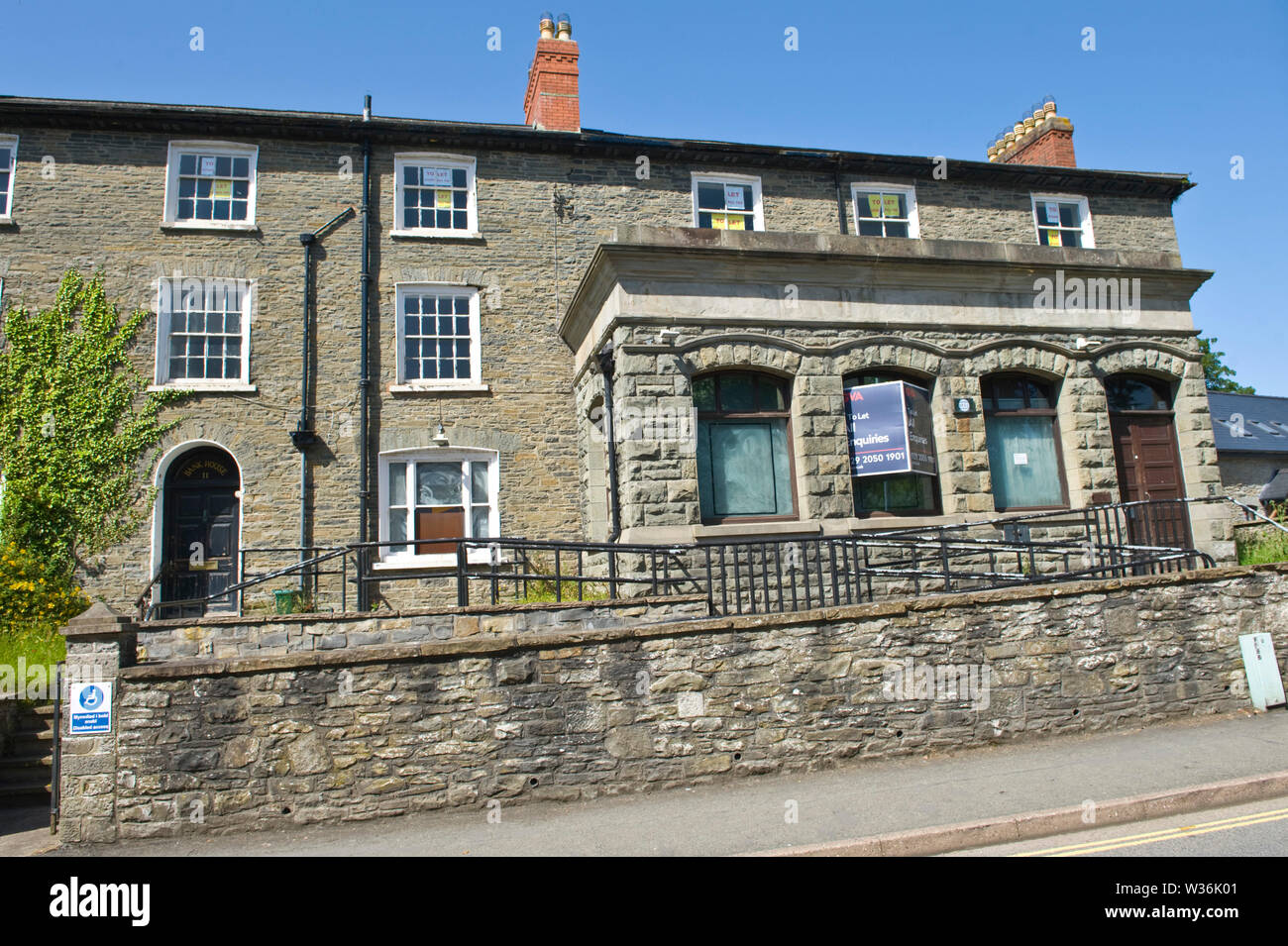 Former bank closed and for sale in the town centre at Builth Wells Powys Wales UK Stock Photo