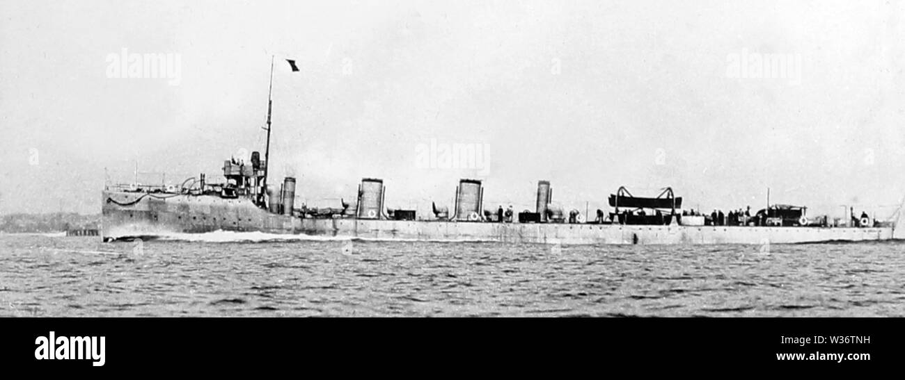 HMS Derwent, First Class Destroyer, Royal Navy Stock Photo - Alamy