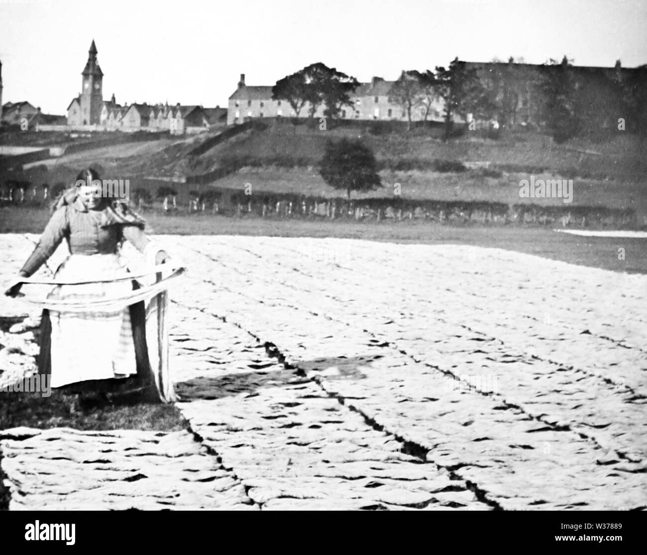 Bleaching linen hires stock photography and images Alamy