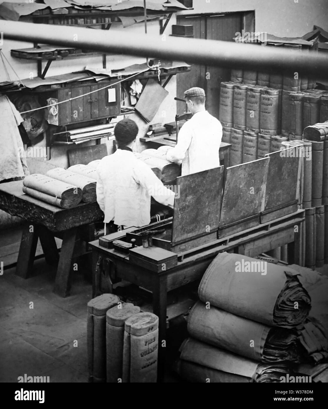 Linen manufacture, Making webs Stock Photo - Alamy