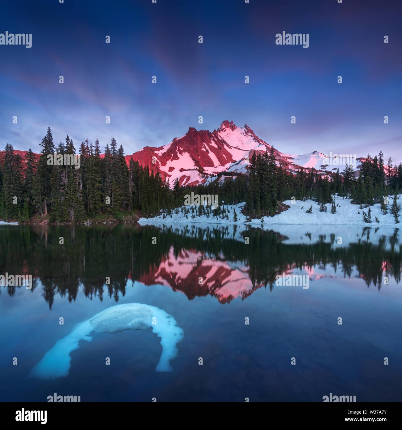 At 10,492 Feet High, Mt Jefferson Is Oregon's Second Tallest Mountain 