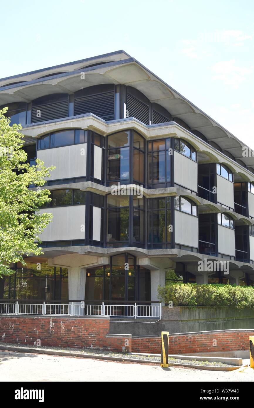 Views around Harvard University featuring Harvard Square, Harvard Yard